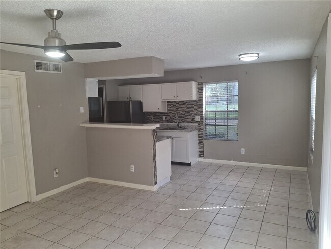 Foto del edificio - 12660 Ashford Point Dr
