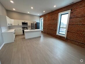 Building Photo - 1306 L St