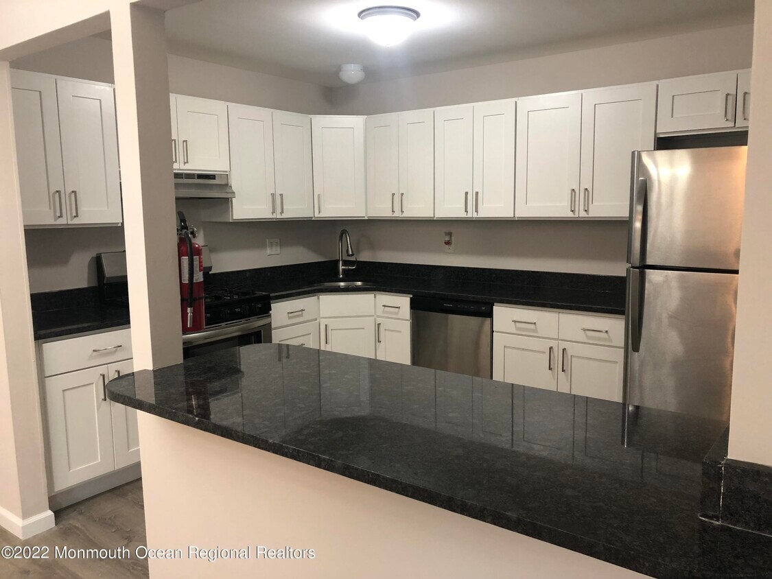 716 Zlotkin Cir Unit 4, Freehold, NJ 07728 Condo for Rent in Freehold, NJ