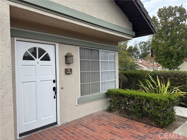 Foto del edificio - 6 Columbia