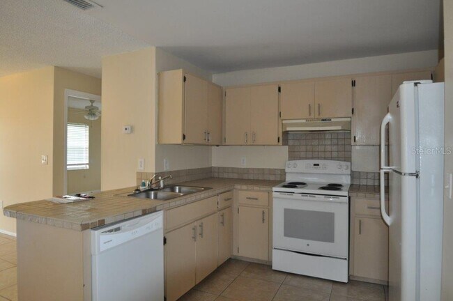 Building Photo - 25 Carla Ct
