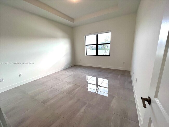 Foto del edificio - 17406 SW 41st St