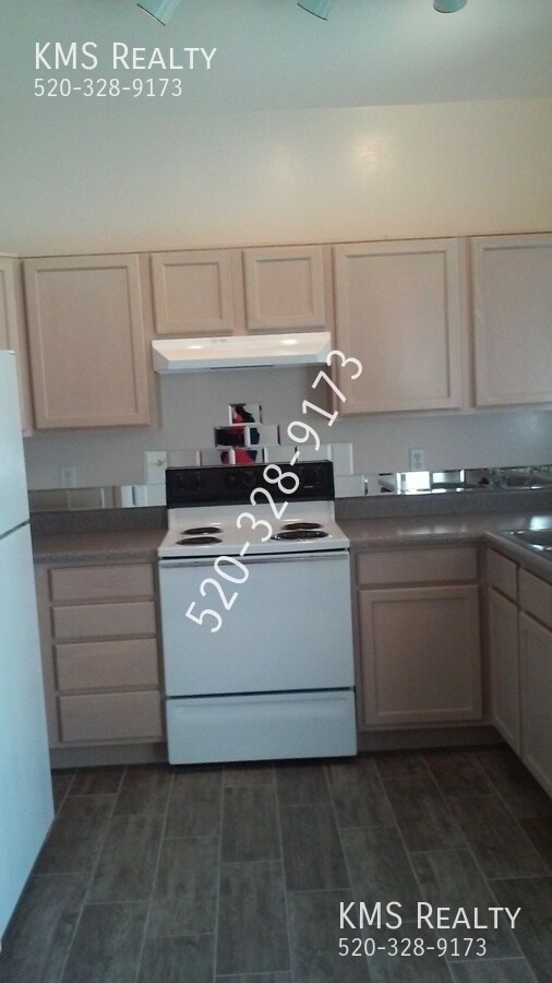 Foto del edificio - 8758 E. Chimney Springs Dr  Owner/Agent