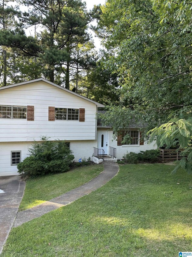 5188 Goldmar Dr, Irondale, AL 35210 House Rental in Irondale, AL