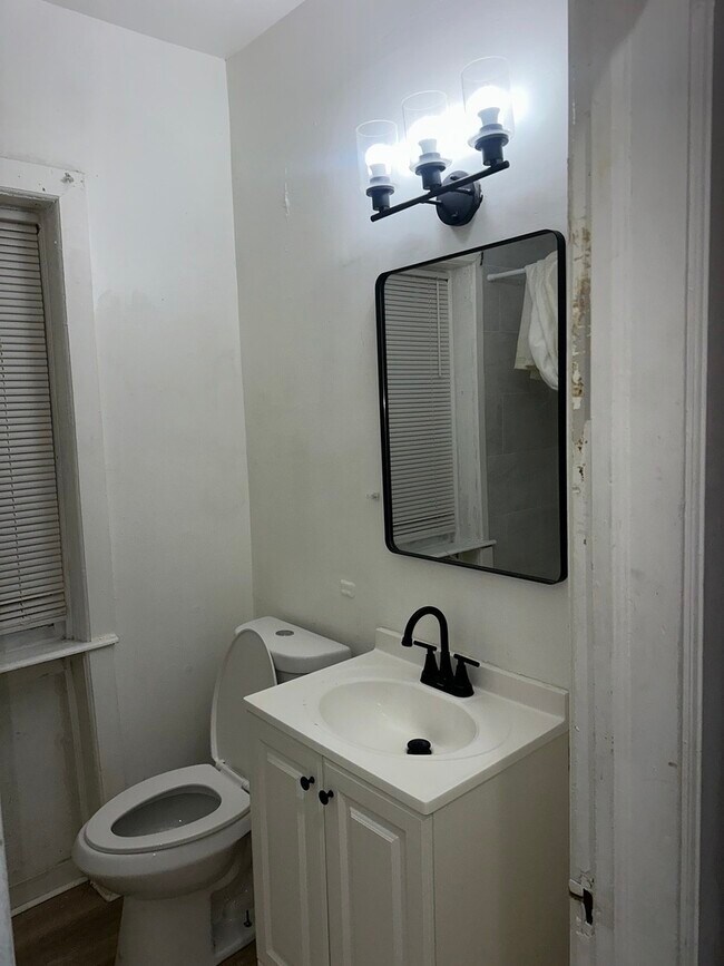 Foto del edificio - 8017 S St Lawrence Ave