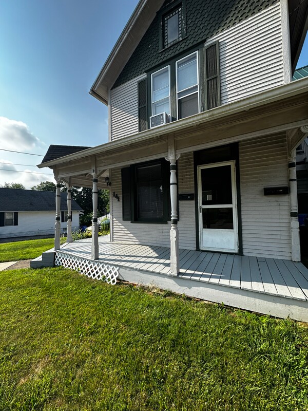 Foto principal - 141 E North St