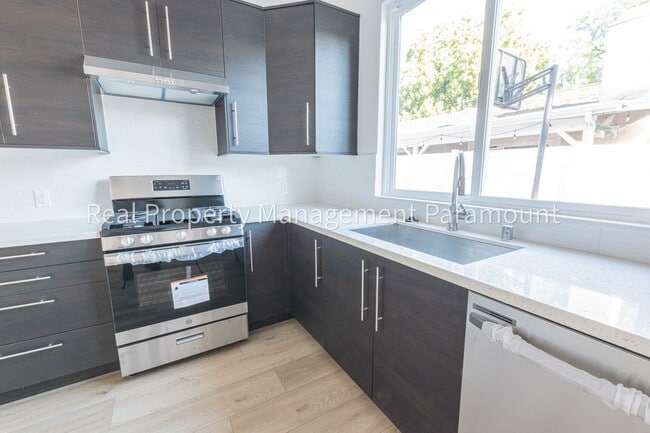 Building Photo - 3 Bed 2 Bath for rent