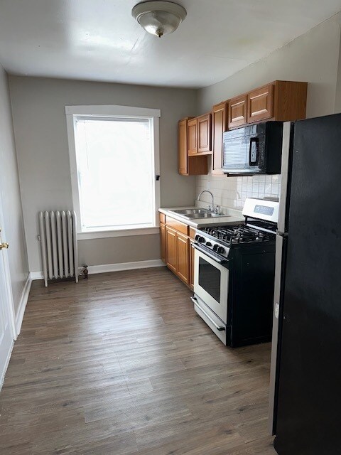 Foto del edificio - 4054 W Dickens Ave