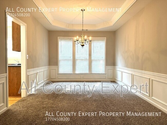 Building Photo - 3670 Fedorite Walk