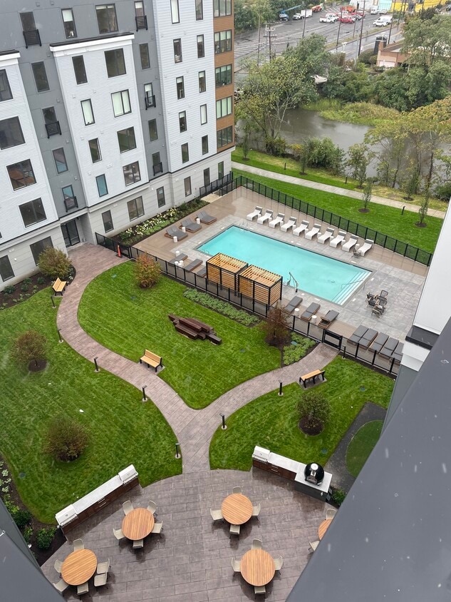 Canfield Park at Fairfield Metro Apartments in Bridgeport, CT