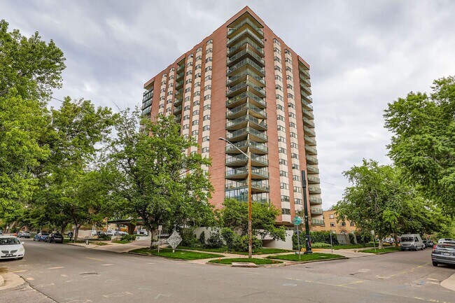 Foto del edificio - 550 E 12th Ave