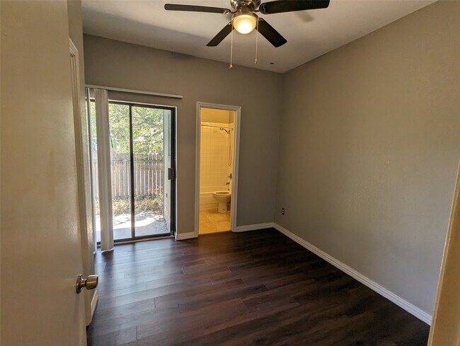 Foto del edificio - 601 Nelray Blvd