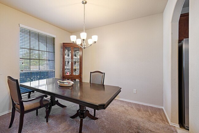 Foto del edificio - 3522 Van Zandt Rd