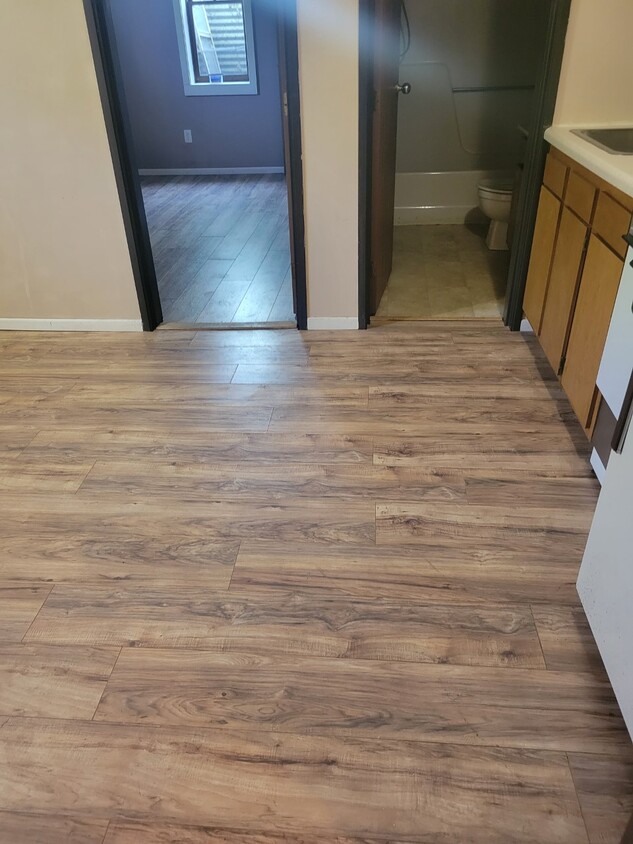 Foto principal - 115 5th Ave S