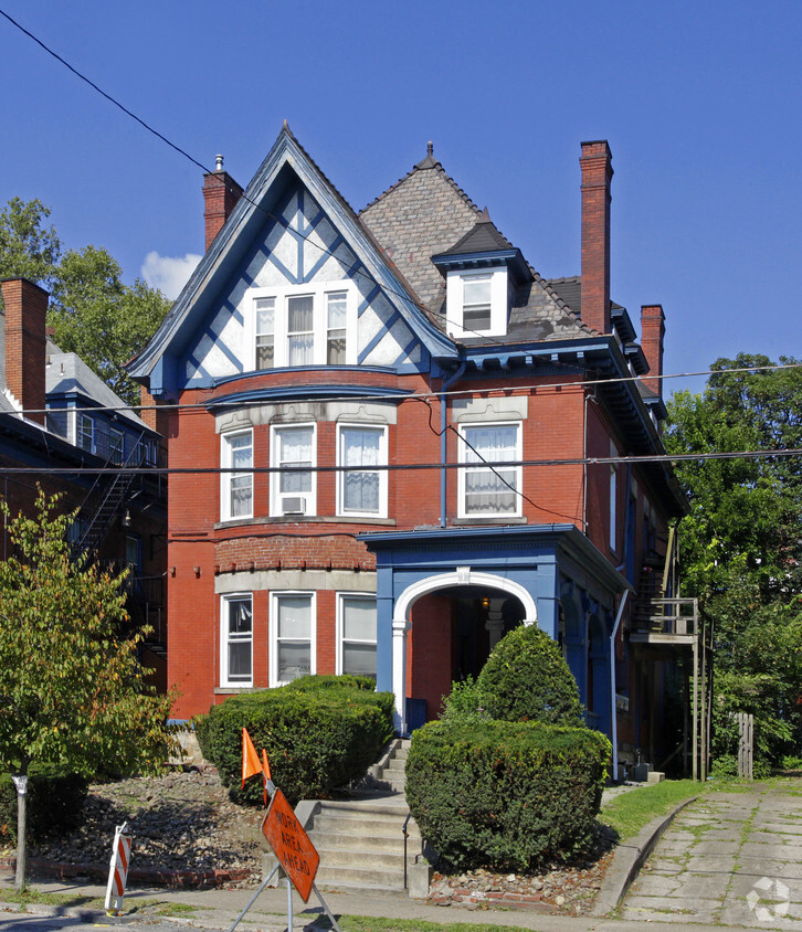 Primary Photo - 358 S Negley Ave