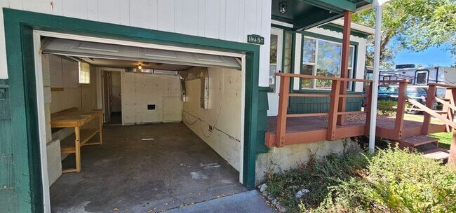 Foto del edificio - 2 bed 1 bath Old South West Reno Home