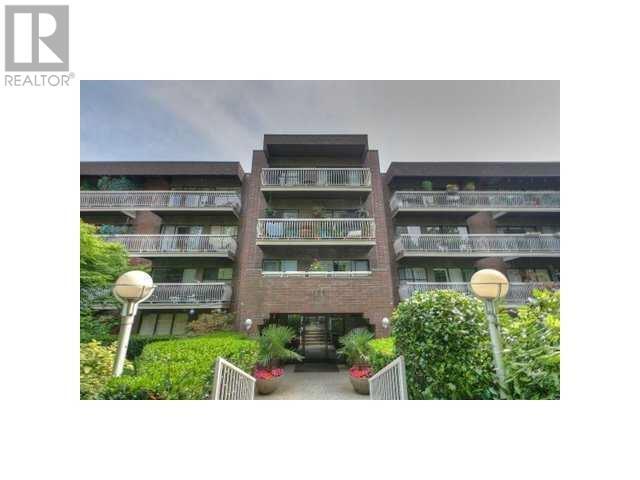 Photo principale - 1655-1655 Nelson St.