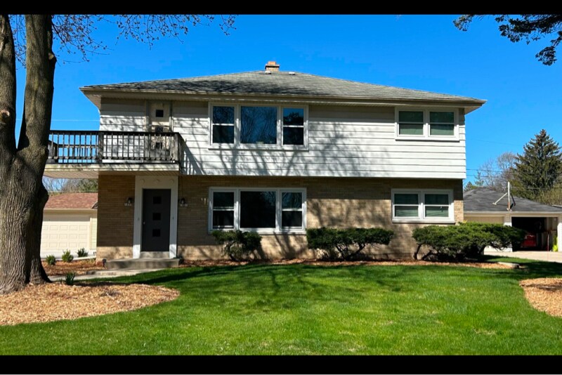 Foto principal - 1641 N 116th St