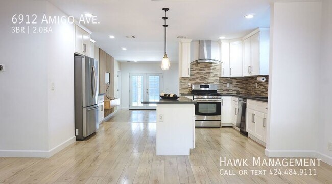 Building Photo - Renovated 3-Bed, 2-Bath Home in Reseda