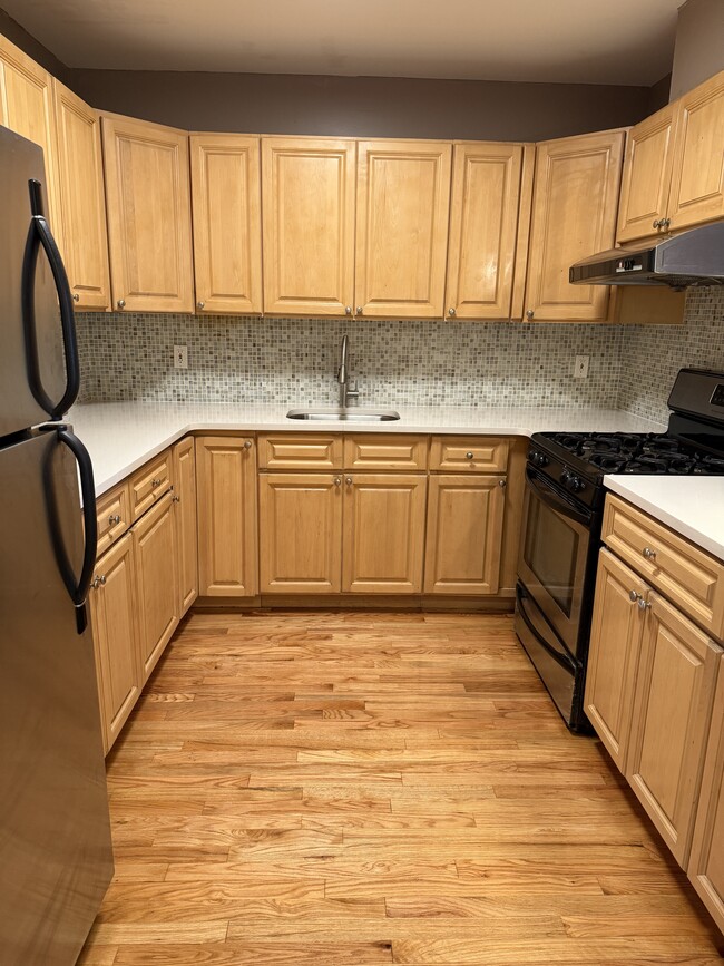 Building Photo - 7026 57th Dr