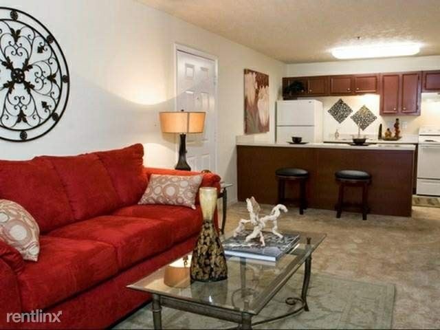 Foto del edificio - 1420 N Hairston Rd
