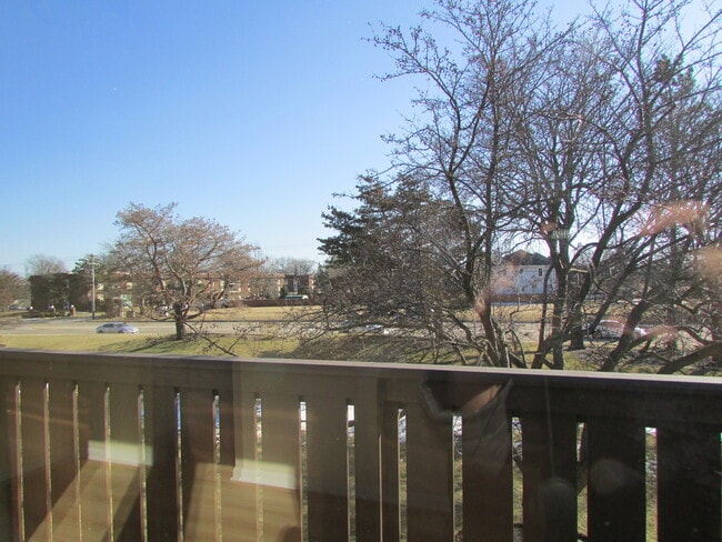 Building Photo - 1534 Heather Ct