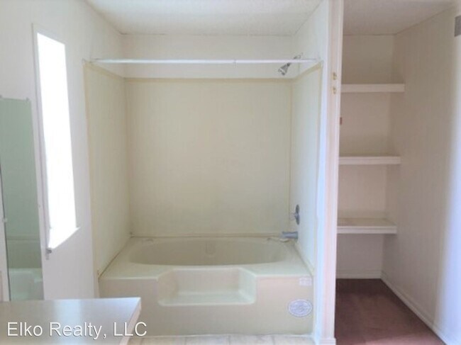Building Photo - 4 br, 2 bath House - 110 Springfield Pkwy
