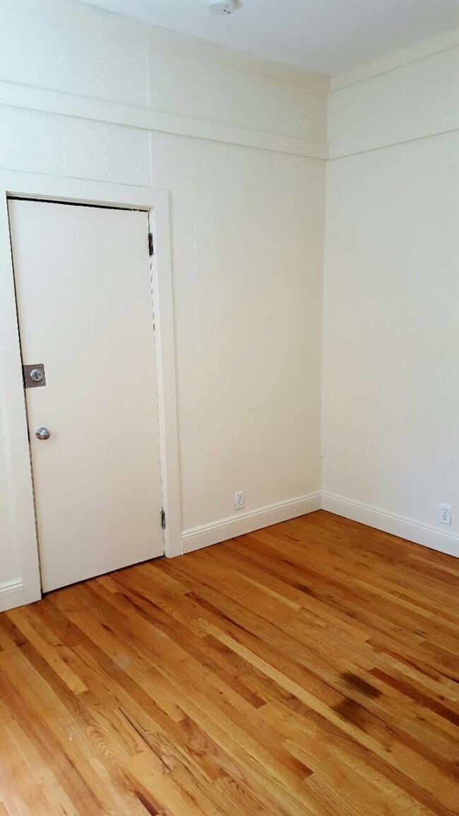 Foto del edificio - 420 Littleworth Ln