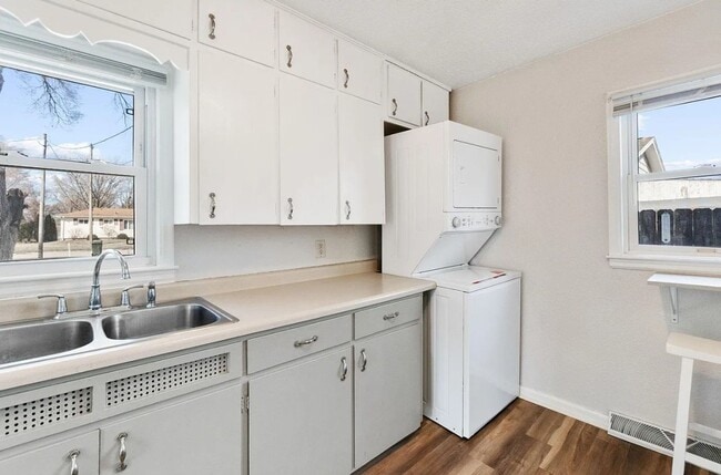 Foto del edificio - 1 Bed 1 Bath House for Rent!