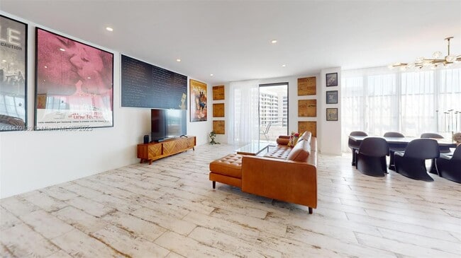 Building Photo - 600 Three Islands Boulevard