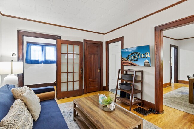 Building Photo - 43 Stanfield Ter