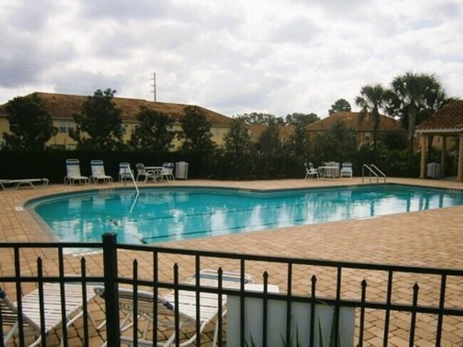 Photo - Long Island Apartment