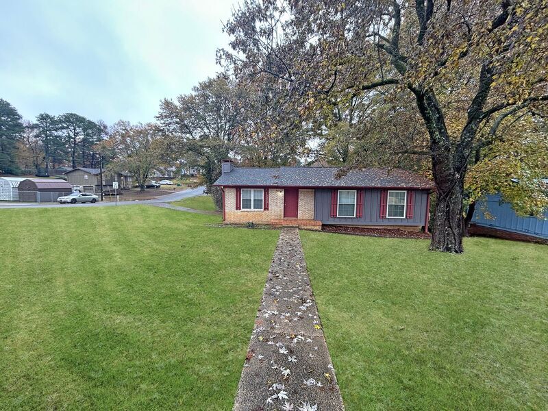 Primary Photo - 3032 Summit Ridge Dr