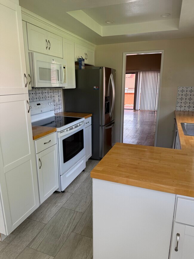 Foto del edificio - 2814 Chatsworth Way
