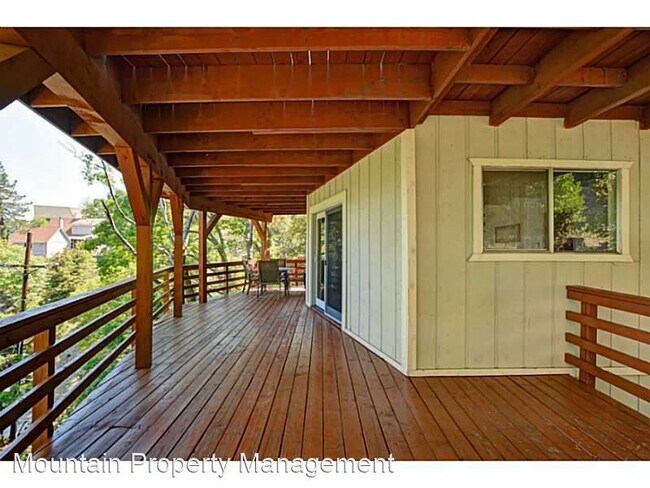 Foto del edificio - 3 br, 2.5 bath House - 1090 Nadelhorn