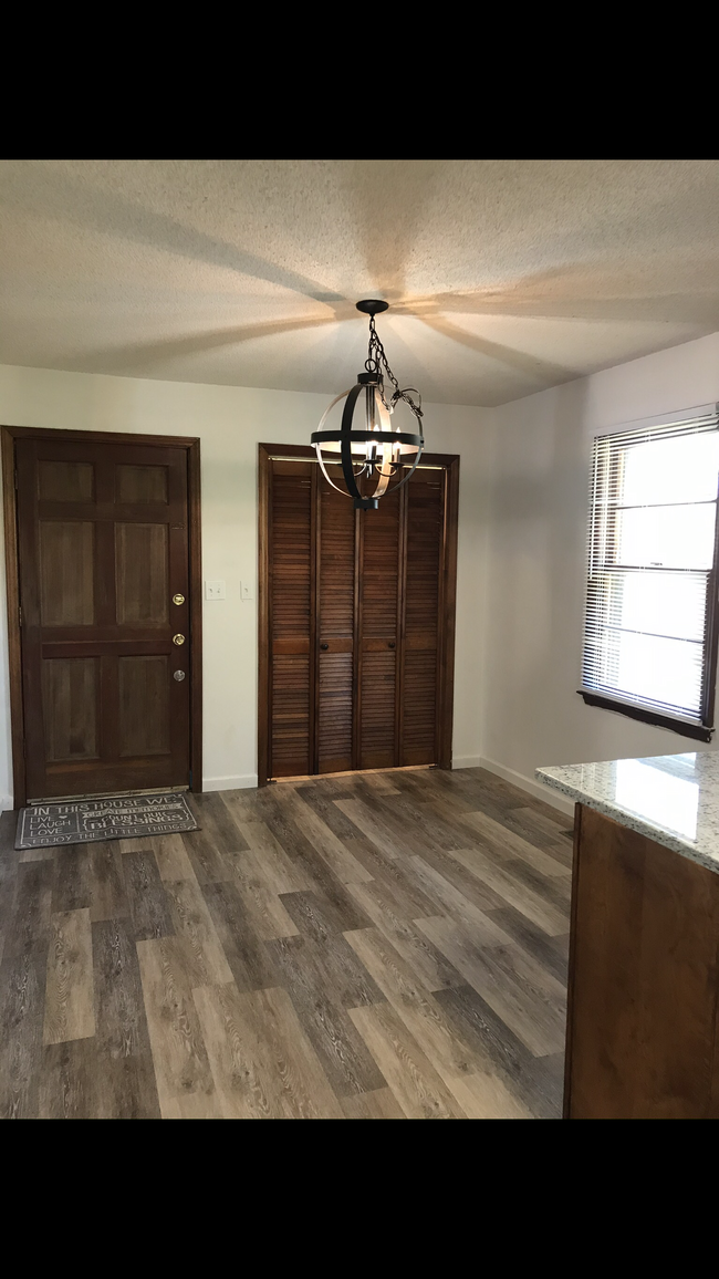 Foto del edificio - 3672 Centerville Rd