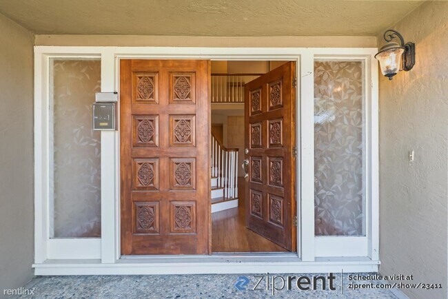 Building Photo - 4 br, 2.5 bath House - 705 Vía Del Sol, Li...