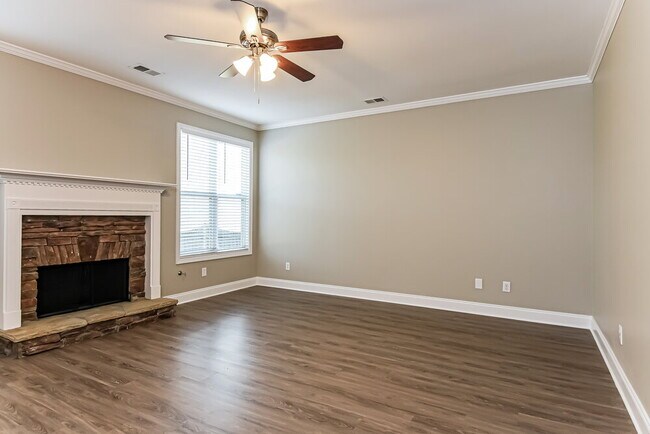 Building Photo - 4459 Hamby Pond Pl