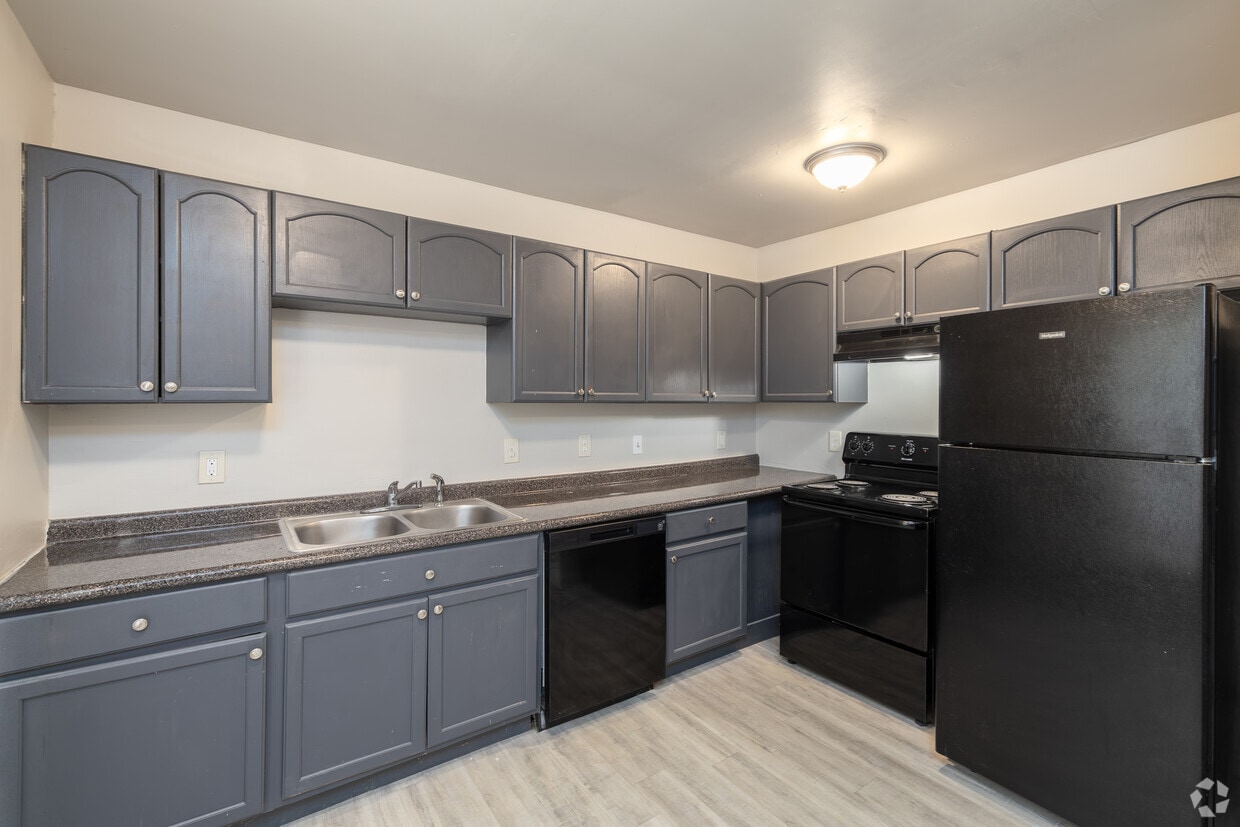 Primary Photo - Beck Street Apartments