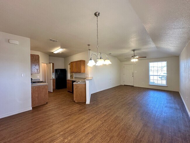 Foto del edificio - 1530 Justin Lp