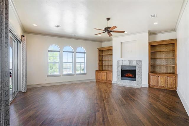 Foto del edificio - 7713 Lakeview Cir