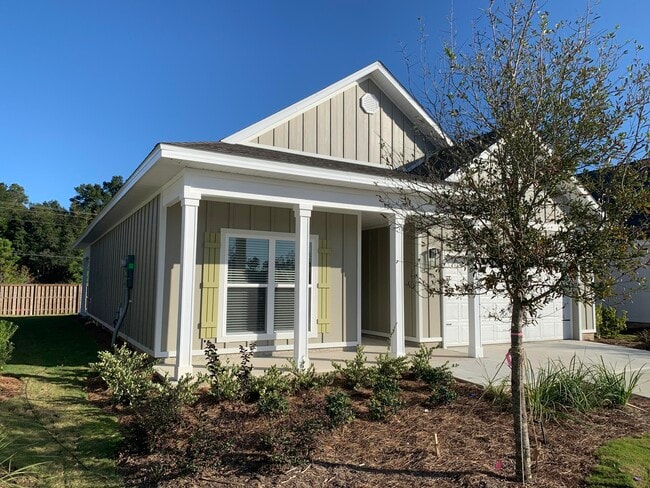 Building Photo - 491 Lightning Bug Ln