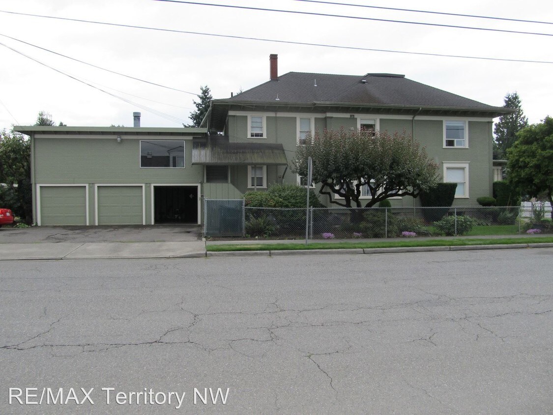 Primary Photo - 1202 S 3rd St