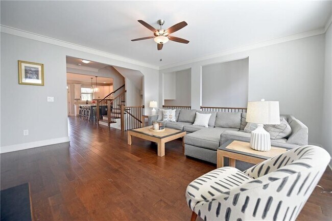 Foto del edificio - 1494 Addison Pl