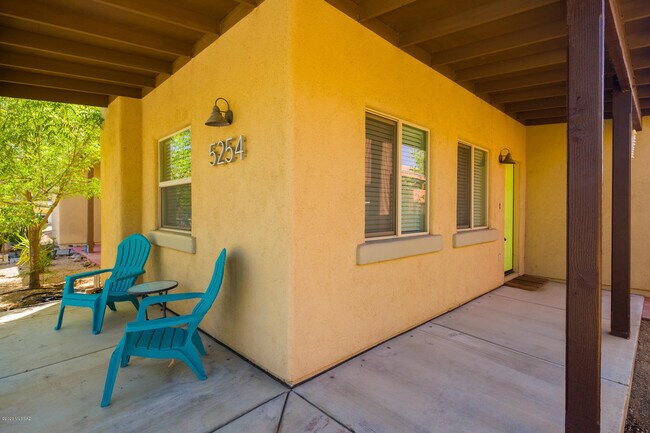 Building Photo - 5254 S Civano Blvd