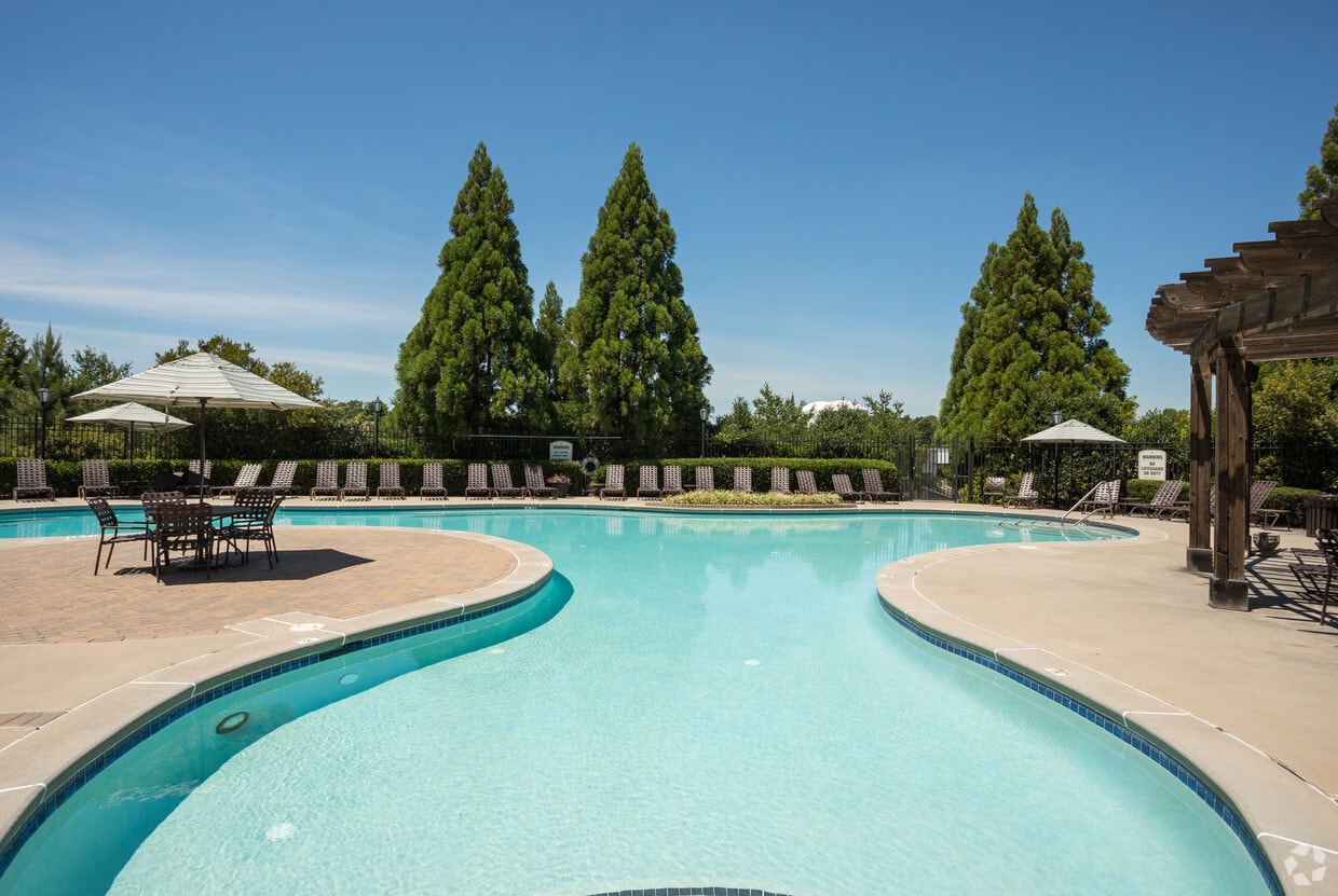 Wynthrope Forest Apartments at 8082 b Rd Riverdale, GA