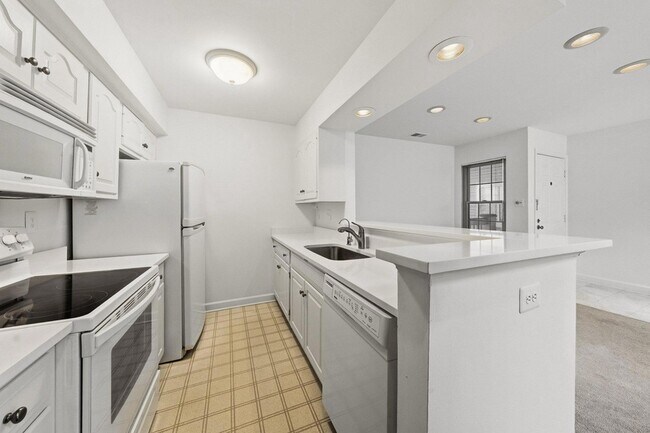 Foto del edificio - 5921 Barbados Pl