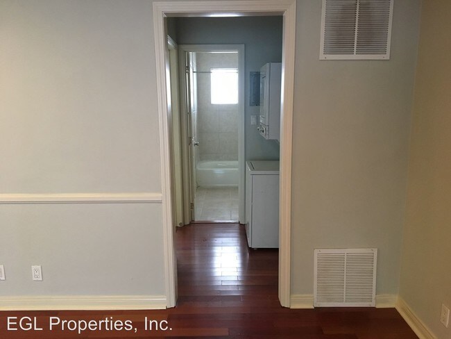 Foto del edificio - 1332 N Sierra Bonita Ave