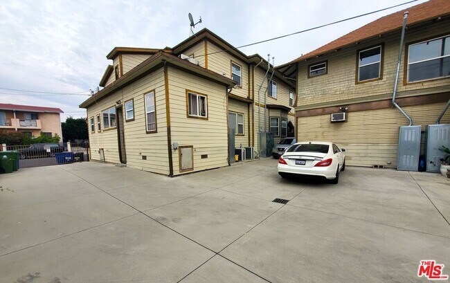 Foto del edificio - 123 Benton Wy