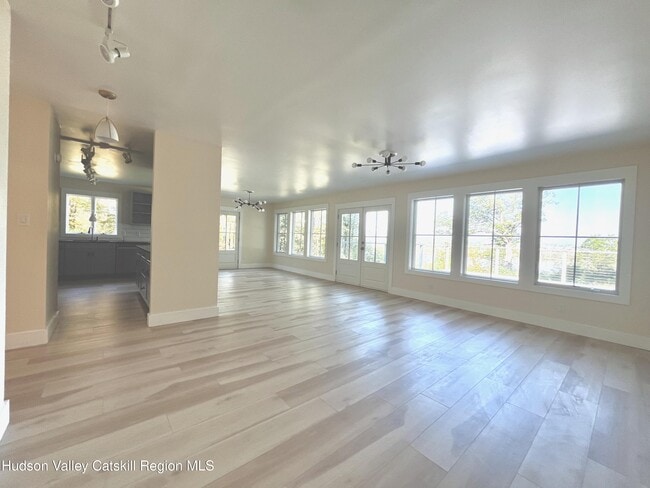 Building Photo - 5265 NY-9G